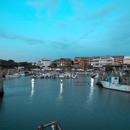 לידו די אוסטיה Roma Al Mare! Le Comete Del Borghetto מראה חיצוני תמונה